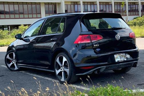 Deep Black Pearl 2015 Volkswagen Golf GTI AUTOBAHN