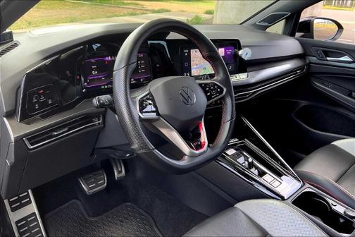 2023 Volkswagen Golf GTI 2.0T Autobahn