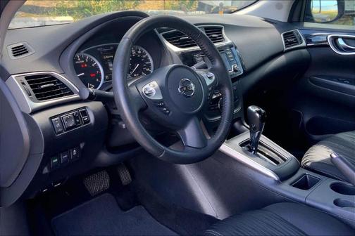 Cloud White 2018 Nissan Sentra SV