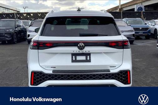 Opal White Pearl 2026 Volkswagen Tiguan 2.0T SEL R-Line Turbo