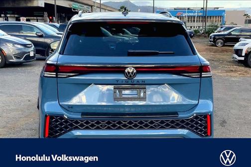 Monterey Blue Pearl 2026 Volkswagen Tiguan 2.0T SE R-Line Black