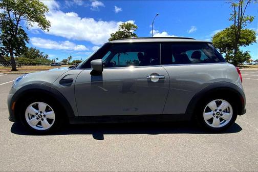 2022 MINI Hardtop Cooper