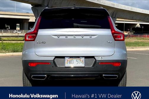 2019 Volvo XC40 T4 R-Design
