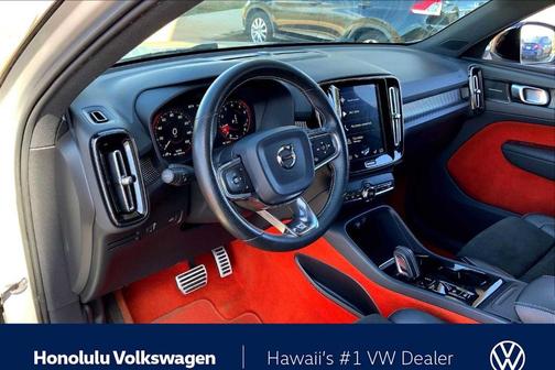 2019 Volvo XC40 T4 R-Design