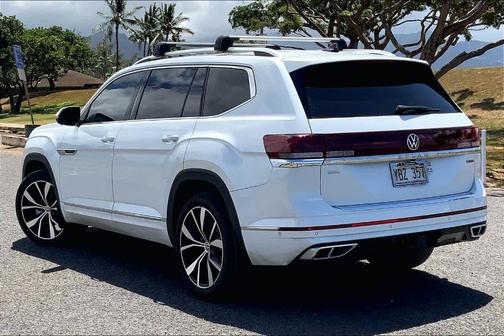 Opal White Pearl Effect 2025 Volkswagen Atlas 2.0T SEL Premium R-Line