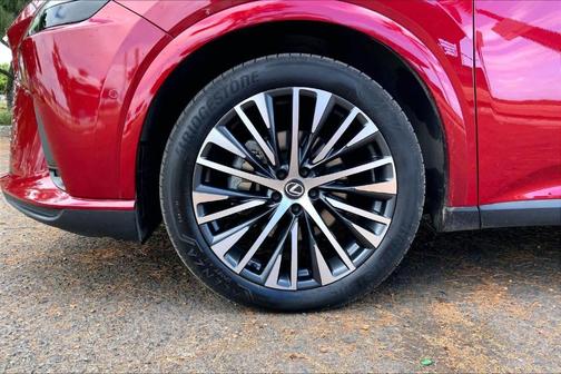 Matador Red Mica 2024 Lexus RX 350h