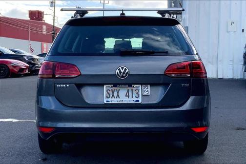 Platinum Gray Metallic 2016 Volkswagen Golf SportWagen TSI S 4-Door