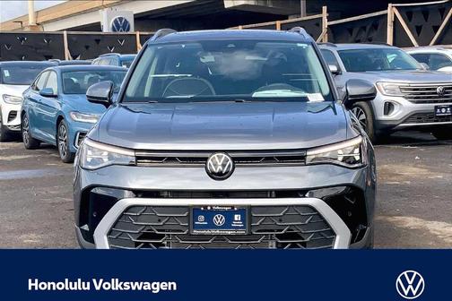 Platinum Gray Metallic 2026 Volkswagen Taos 1.5T SE
