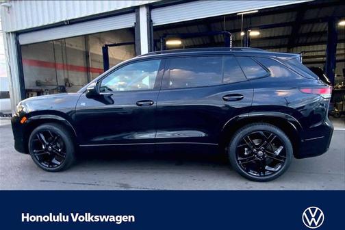 Deep Black Pearl Effect 2026 Volkswagen Tiguan 2.0T SE R-Line Black