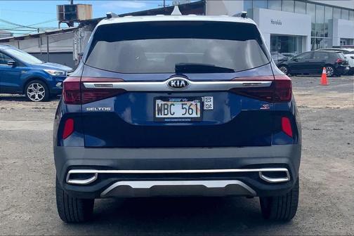 Dark Ocean Blue / White Roof 2021 Kia Seltos S