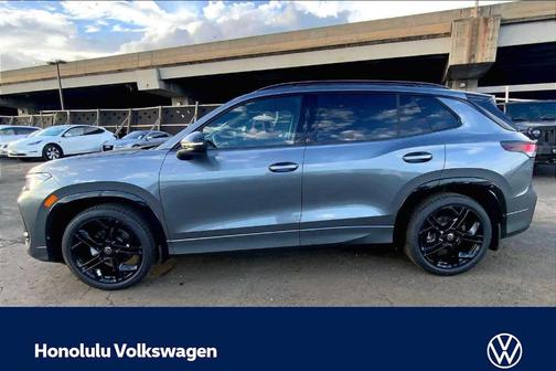 Platinum Gray Metallic 2026 Volkswagen Tiguan 2.0T SE R-Line Black