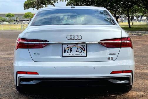 Glacier White Metallic 2024 Audi A6 55 Premium