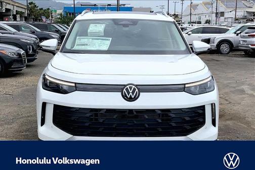 Pure White 2026 Volkswagen Tiguan 2.0T SE