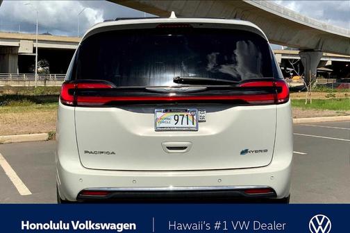 2021 Chrysler Pacifica Hybrid Limited