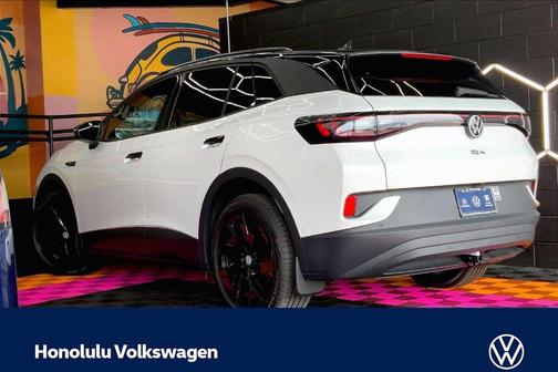 Opal White Pearl W / Black Roof 2026 Volkswagen ID.4 Pro S Plus