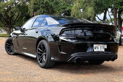 Pitch Black Clearcoat 2022 Dodge Charger Scat Pack