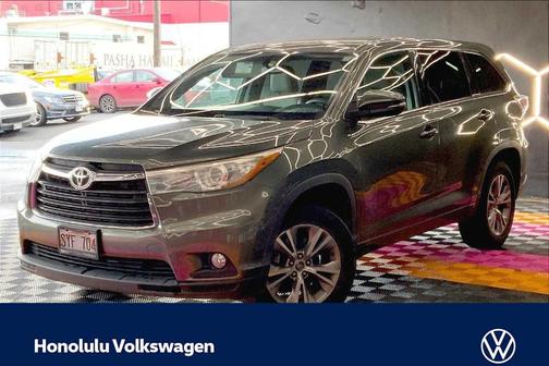 2016 Toyota Highlander LE