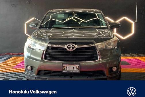 2016 Toyota Highlander LE