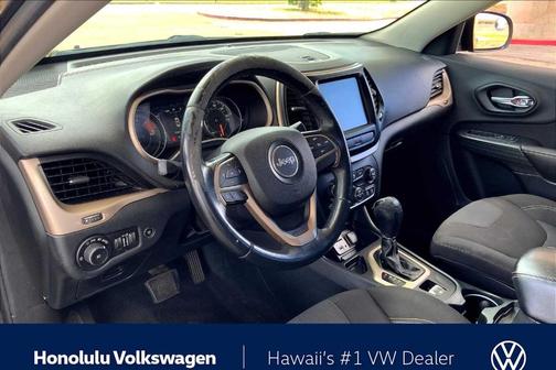 2016 Jeep Cherokee Altitude