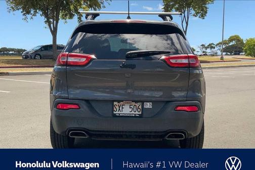 2016 Jeep Cherokee Altitude