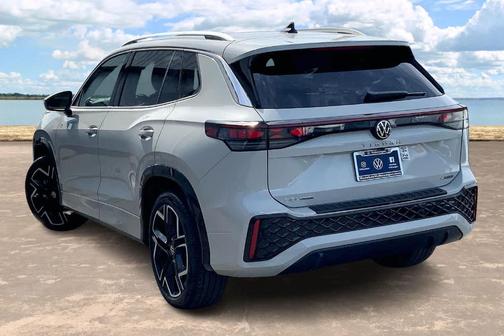 Sandstone 2026 Volkswagen Tiguan 2.0T SEL R-Line Turbo
