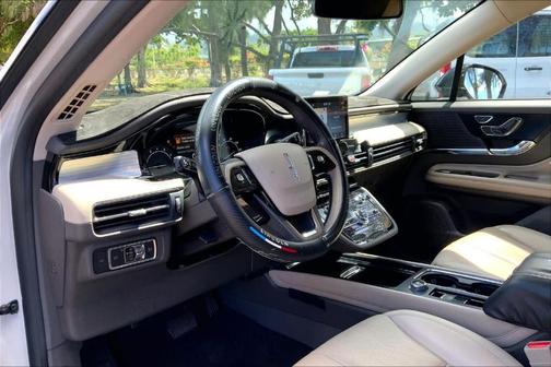 Ceramic Pearl Metallic 2022 Lincoln Corsair Standard