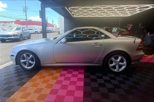 Brilliant Silver Metallic 2001 Mercedes-Benz SLK-Class Base