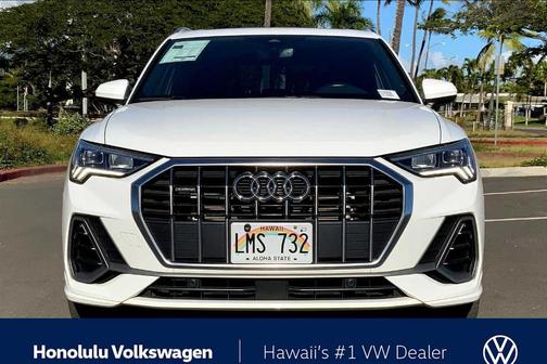 2023 Audi Q3 45 S line Premium
