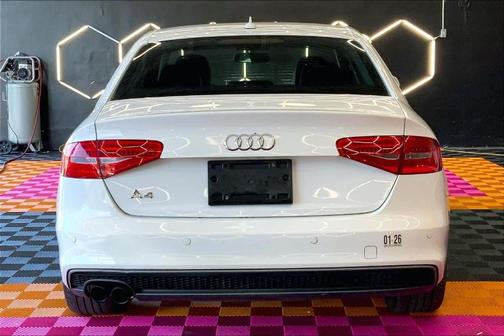 Cuvee Silver Metallic 2015 Audi A4 2.0T Premium