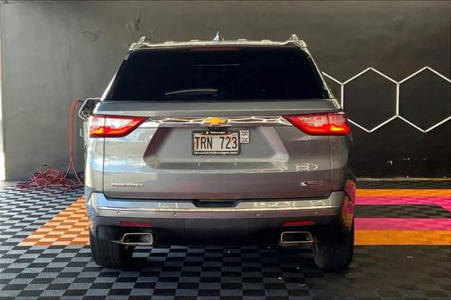 Satin Steel Metallic 2018 Chevrolet Traverse Premier