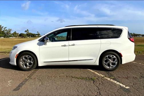 2022 Chrysler Pacifica Limited