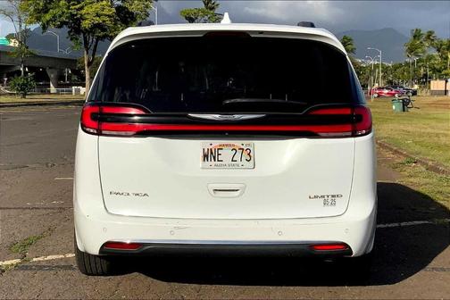 2022 Chrysler Pacifica Limited