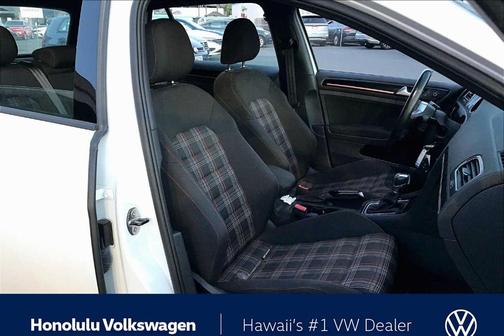 2017 Volkswagen Golf GTI S 4-Door