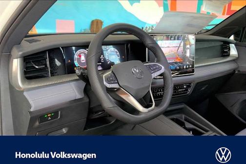 Sandstone 2026 Volkswagen Tiguan 2.0T SE R-Line Black