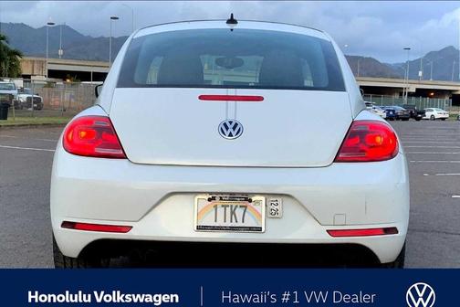 2014 Volkswagen Beetle Auto 1.8T w/Premium
