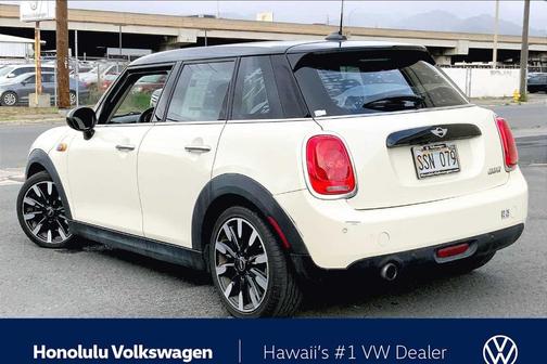 2017 MINI Hardtop Cooper