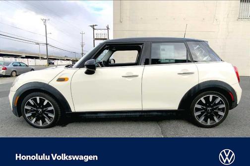 2017 MINI Hardtop Cooper