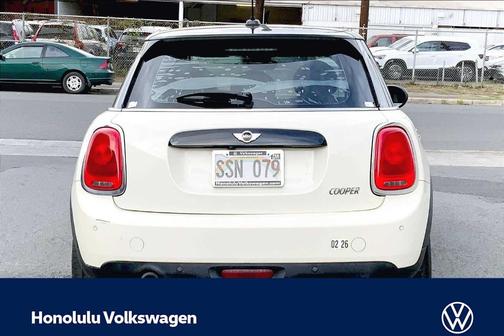 2017 MINI Hardtop Cooper