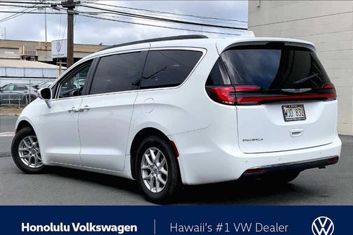 2022 Chrysler Pacifica Touring-L