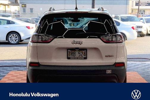 Bright White Clearcoat 2019 Jeep Cherokee Latitude Plus
