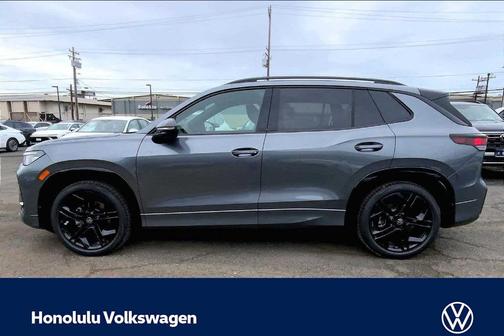 Platinum Gray Metallic 2026 Volkswagen Tiguan 2.0T SE R-Line Black