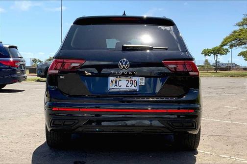 2024 Volkswagen Tiguan 2.0T SE R-Line Black