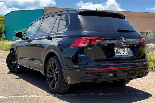2024 Volkswagen Tiguan 2.0T SE R-Line Black