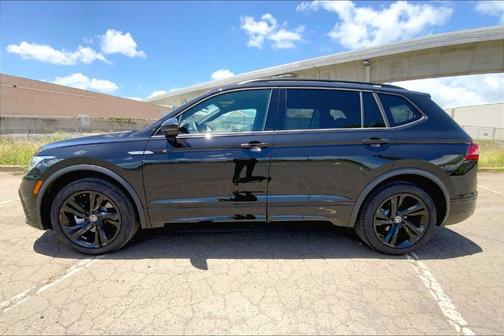 2024 Volkswagen Tiguan 2.0T SE R-Line Black