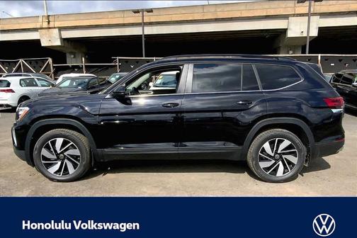 Deep Black Pearl Effect 2026 Volkswagen Atlas 2.0T SE W/TECHNOLOGY