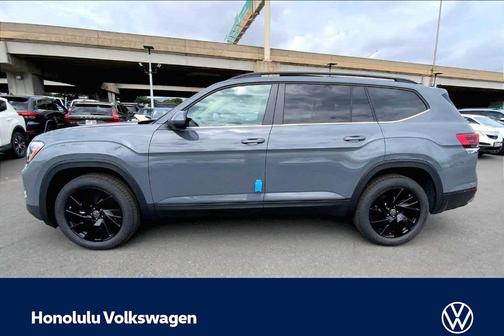 Pure Gray 2026 Volkswagen Atlas 2.0T SE W/TECHNOLOGY