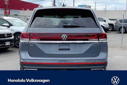 Pure Gray 2026 Volkswagen Atlas 2.0T SE W/TECHNOLOGY