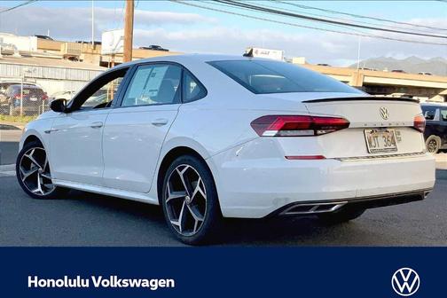 2021 Volkswagen Passat 2.0T R-Line