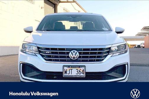 2021 Volkswagen Passat 2.0T R-Line