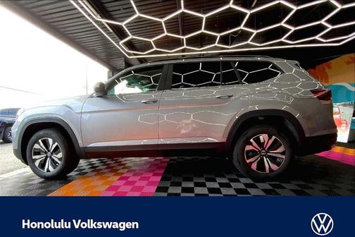 2026 Volkswagen Atlas 2.0T SE